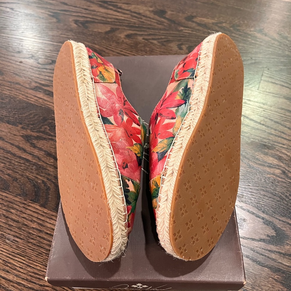 Patricia Nash Eva Spring Colored Shoes - Picture 4 of 6